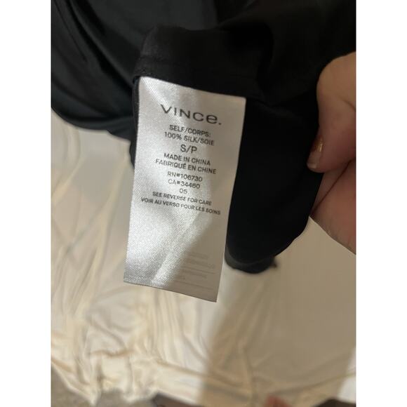 Vince 100% Silk Black V Neck Cut Out Collar Tie Waist Midi Dress Sz S Minimalist - Picture 6 of 8